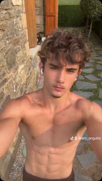 Video Chat Stories - @ni444ert (Ni444ert): undefined